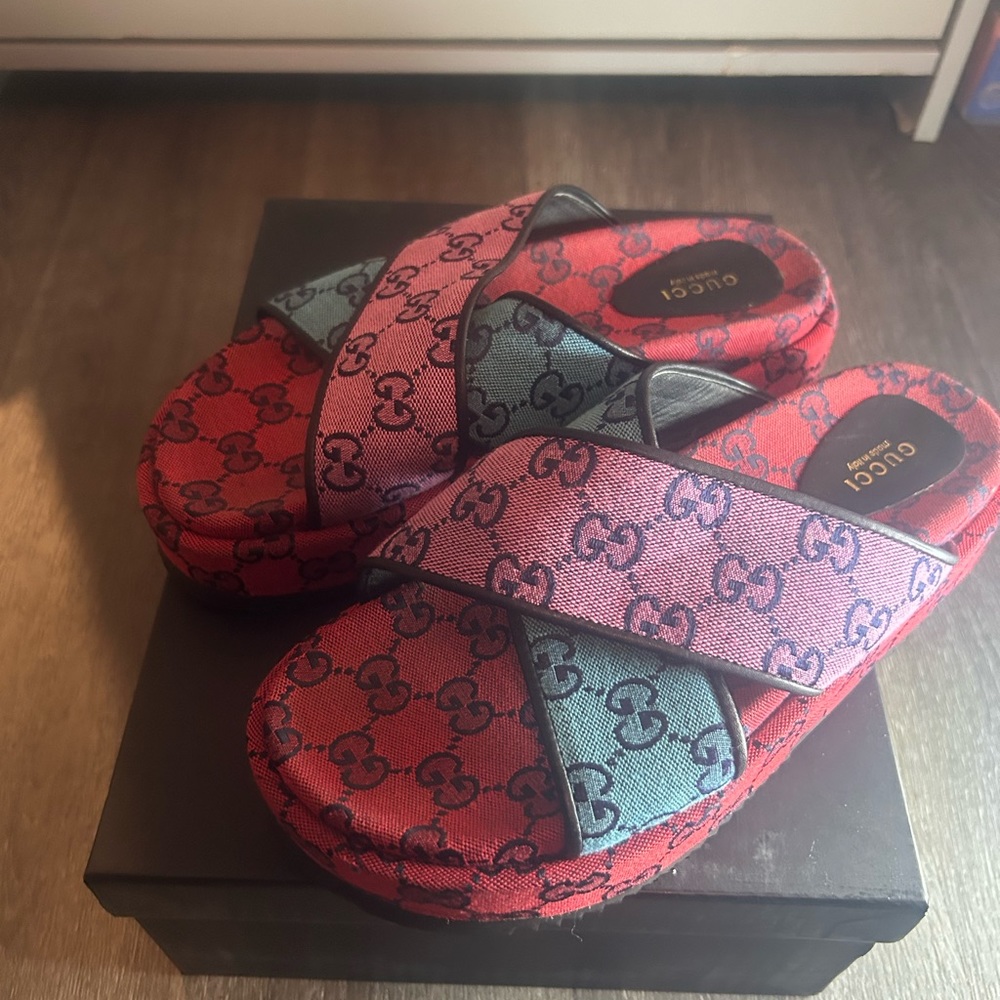 Gucci shoes